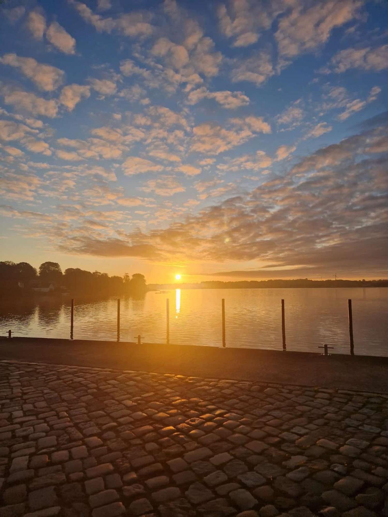 Das Kleine Hotel Schleiblick Schleswig Exterior foto